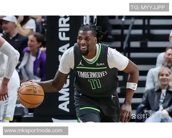 纳兹里德高效表现22分钟砍下22分12篮板助球队获胜